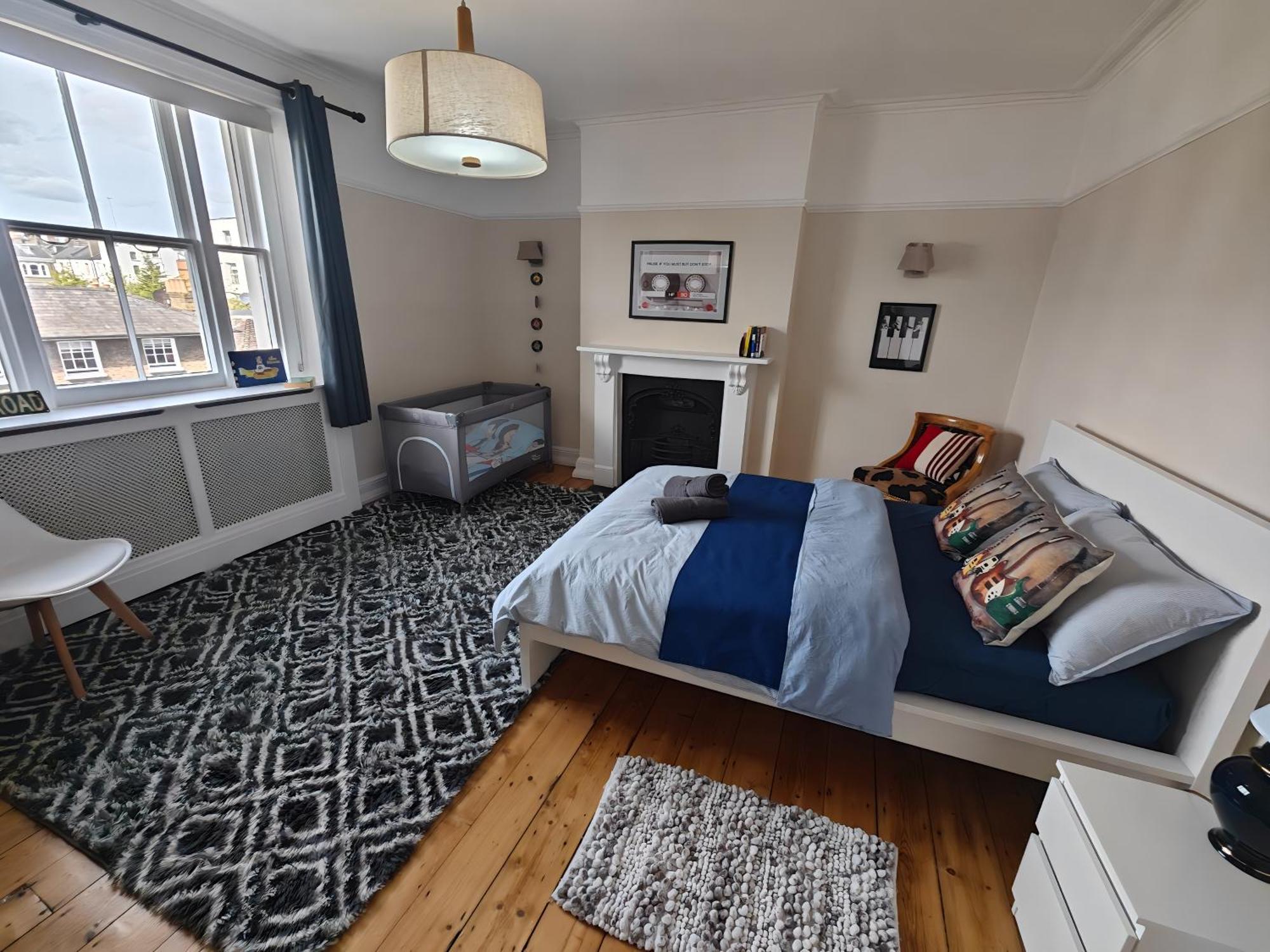 Stunning 4 Bedroom Flat In Regent's Park - Abbey Rd Case de vacanță *