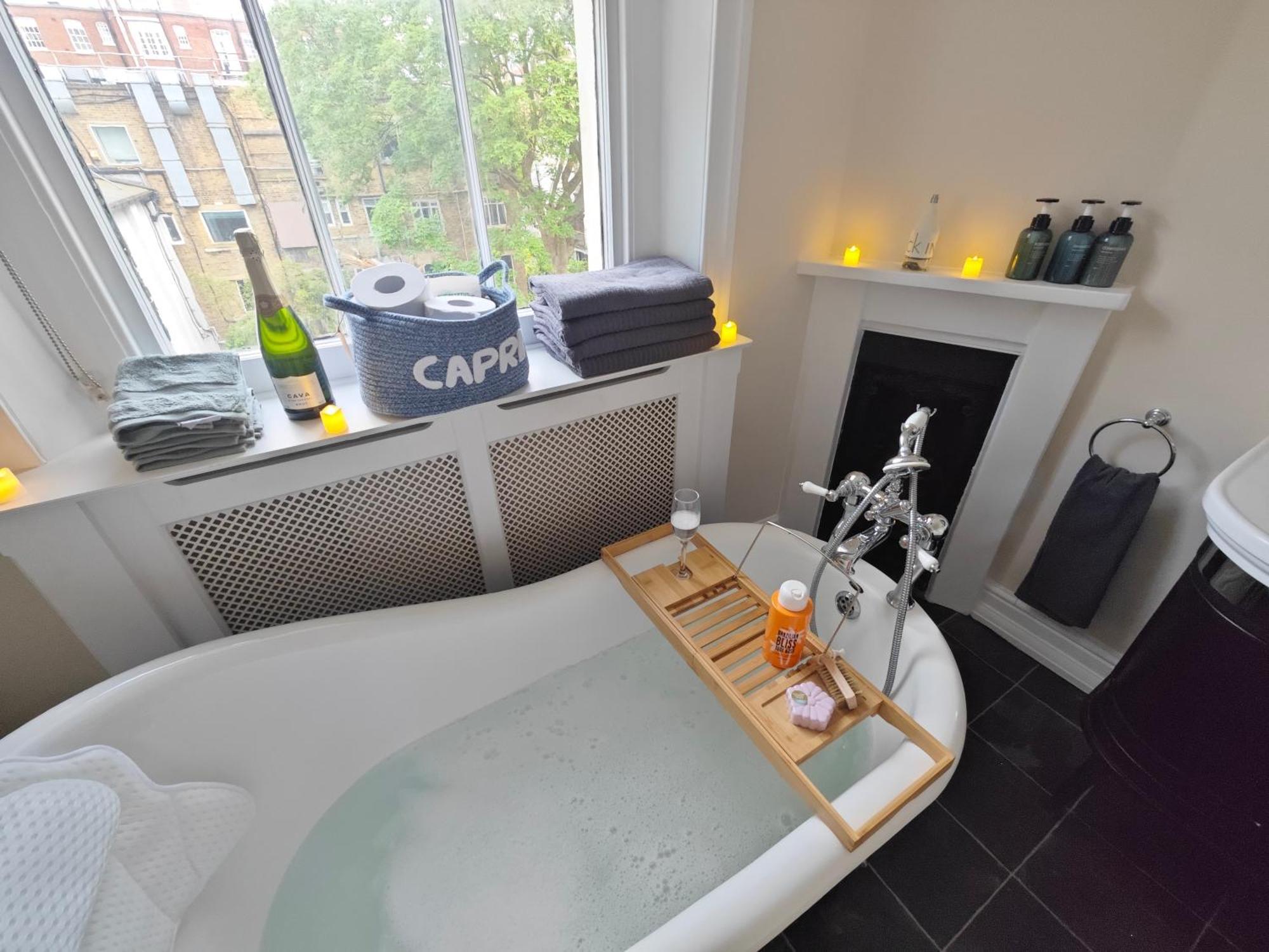 Stunning 4 Bedroom Flat In Regent's Park - Abbey Rd Londra
